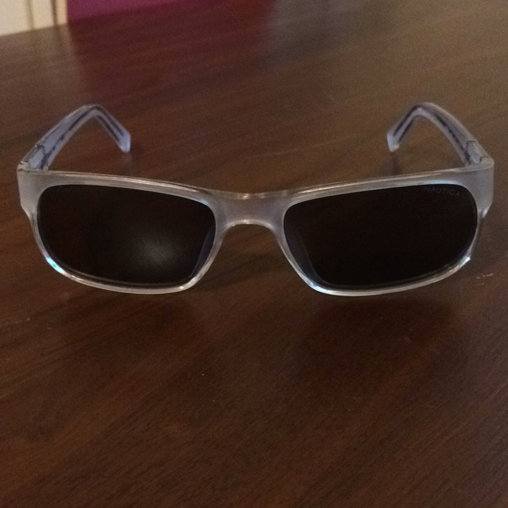 Nautica men’s square polarized sunglasses N6152S